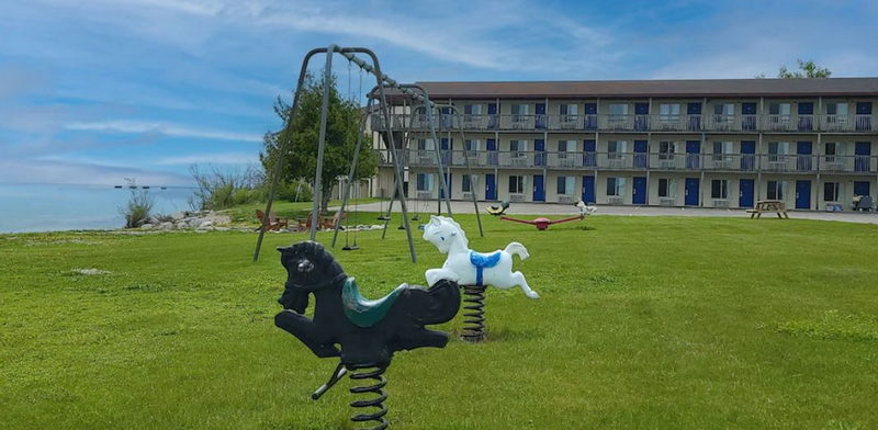 K Royale Motor Inn - Web Listing Photo (newer photo)